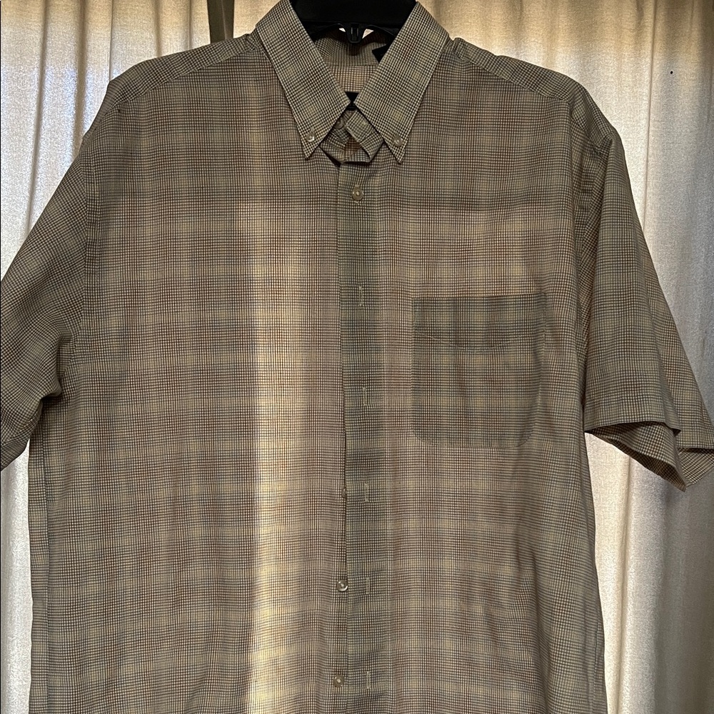 Van Heusen Men's Tan Plaid Button Down Shirt
